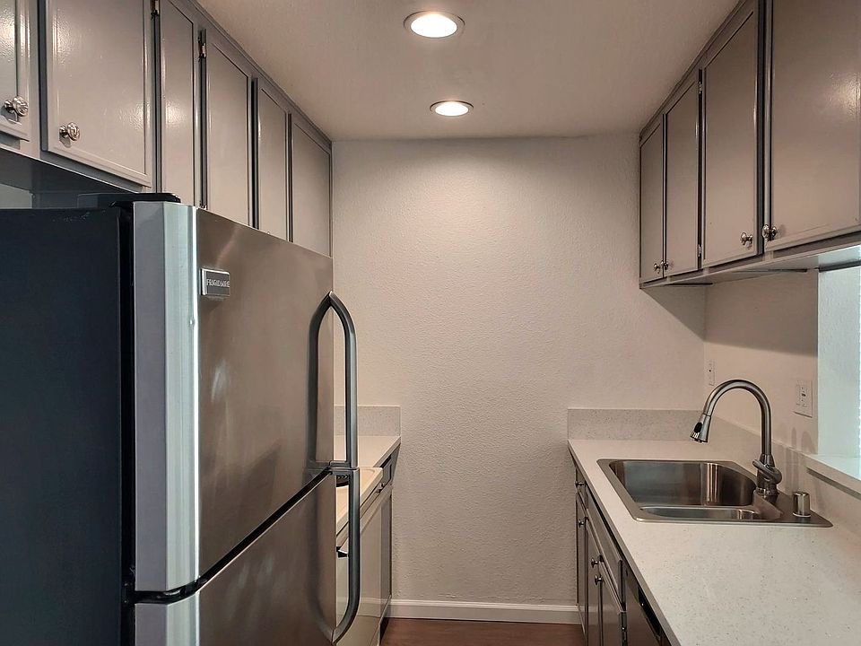 1st image of 4327 Montalvo St APT 4