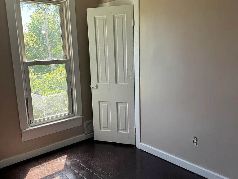 2nd floor bedroom