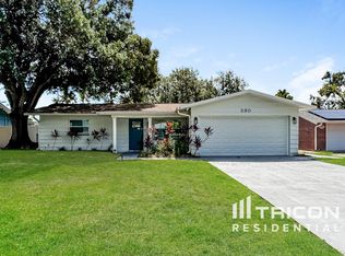 230 Tralee St NE, Largo, FL 33770