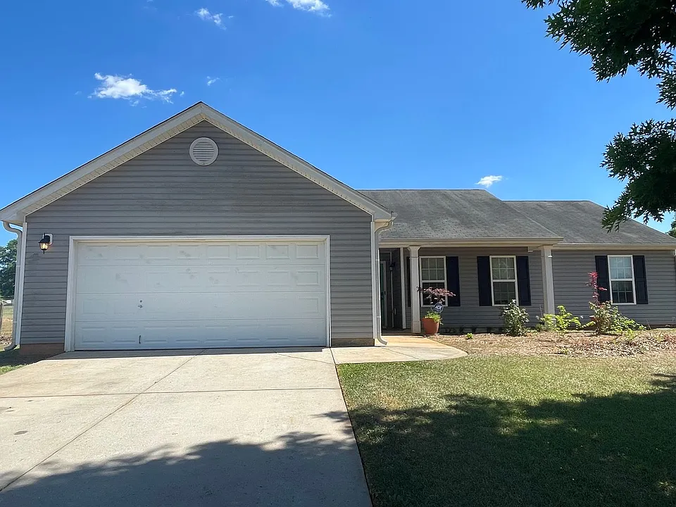 220 Jeremy Dr