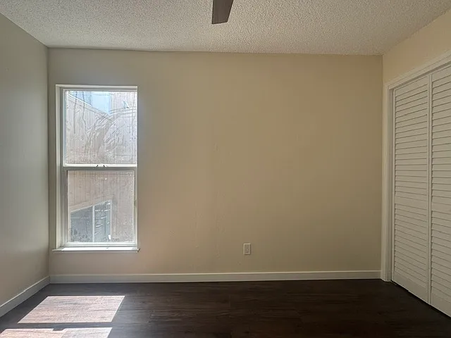 604 Alcatraz Ave #2 — Photo 11
