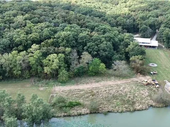 4-18 Highland Dr #4-18, Moravia, IA 52571