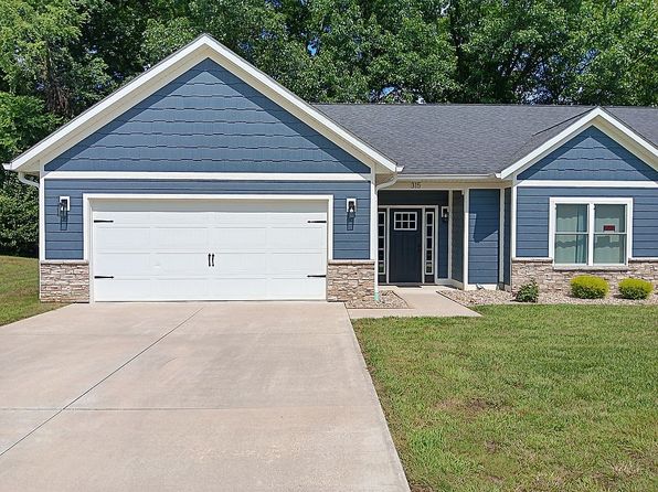 315 Summer Lake Dr