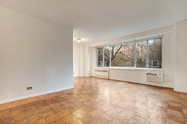 Rented by Compass | media 7