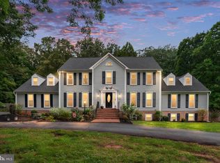 10080 Greenwich Wood Dr, Nokesville, VA 20181