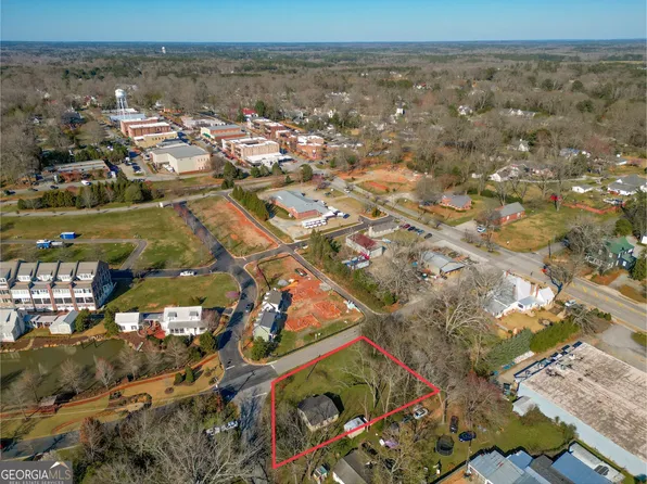 103 Morgan St, Senoia, GA 30276