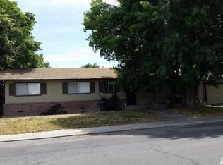 1740 Fairington Ln, Modesto, CA 95355