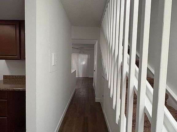 5th image of 287 NW 15th St #287