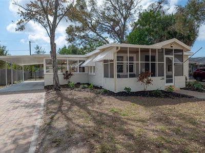 560 80th Ave N, Saint Petersburg, FL, 33702