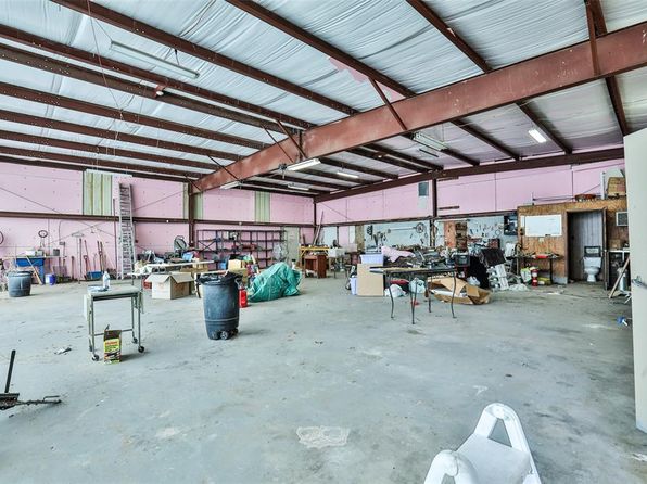 2846 Goldsby Dr, Goldsby, OK 73093