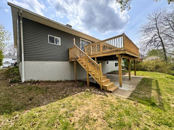 1424 W Grandview Blvd, Erie, PA 16509