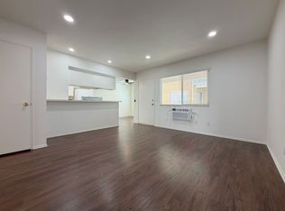Dunbar, Huntington Beach, CA 92649