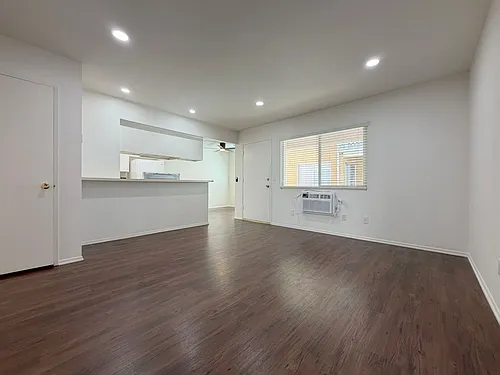 Floor plan B