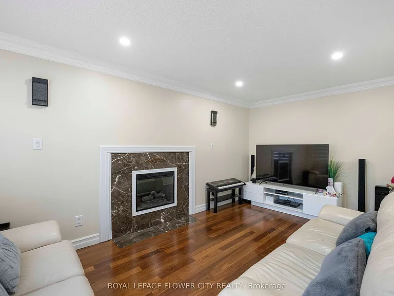 124 Candy Cres — Photo 8