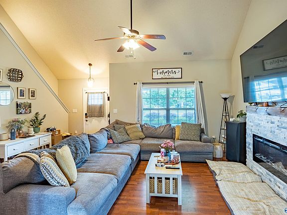 2nd image of 4948 Montauk Trl SE