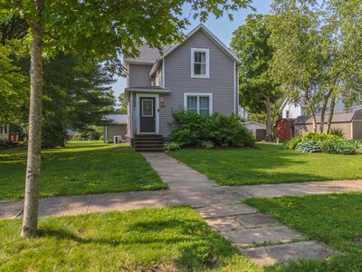 205 E 6th St, Gridley, IL, 61744