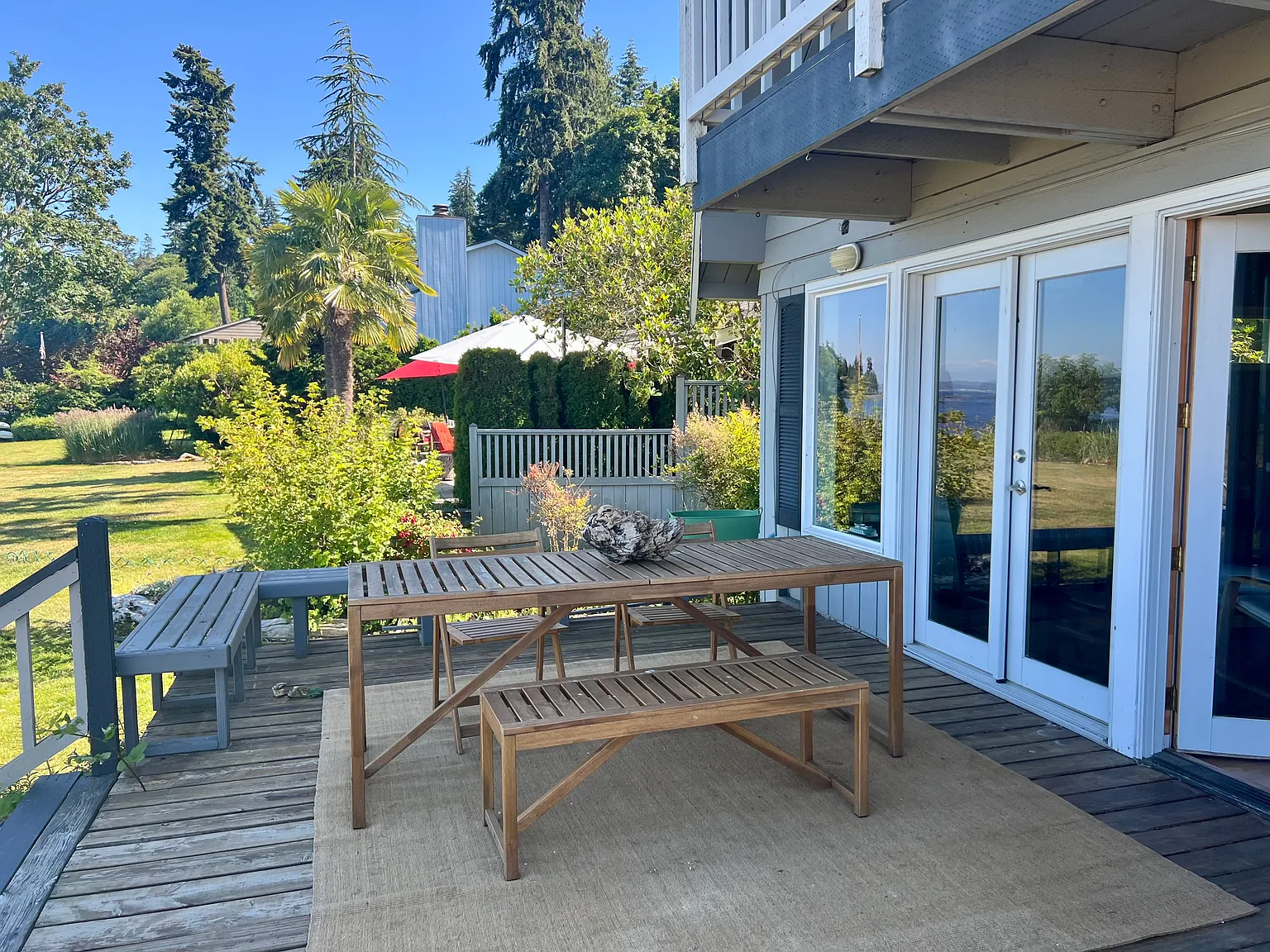 3 bed, 1160 sqft, $3,000 — Photo 4