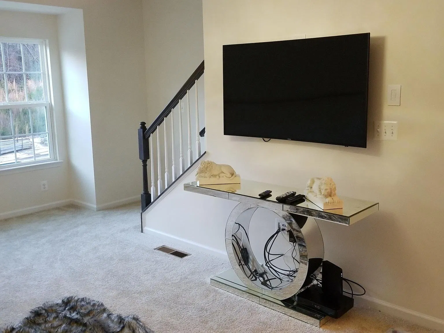 3 bed, 3.5 bath, 1956 sqft, $3,000 — Photo 4