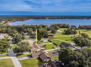 11113 Lake Sassa Dr, Thonotosassa, FL 33592