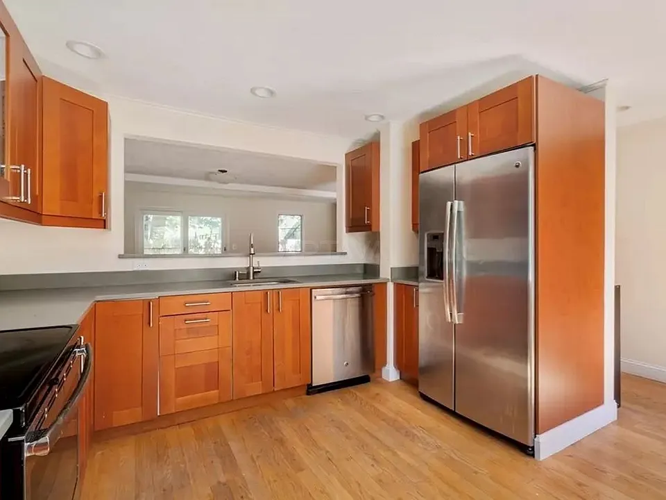 55 Waterhouse St