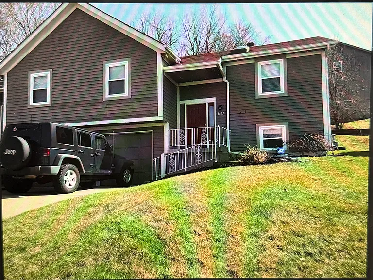 1903 Barber Ave — Photo 11