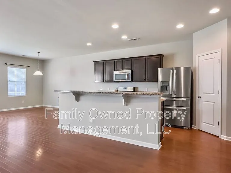 1834 Chickasaw Dr — Photo 15