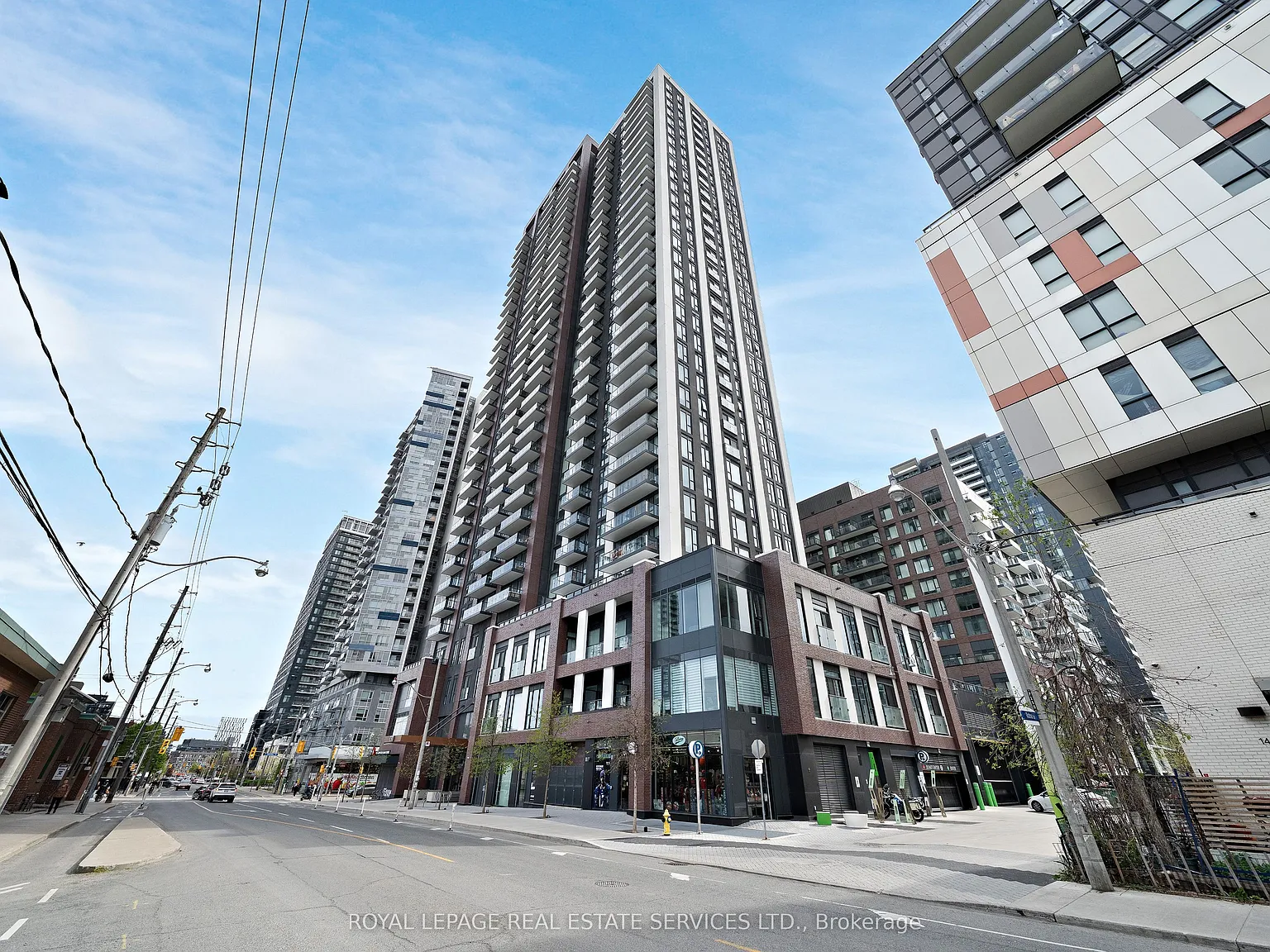 Daniels Artworks Tower — Photo 2