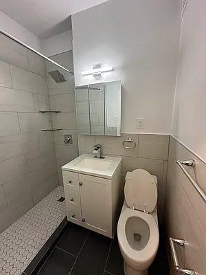 Rented by Eric Goodman Realty Corp | media 9