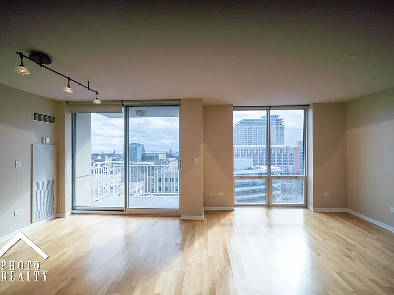 1640 Maple Ave #1208 — Photo 26