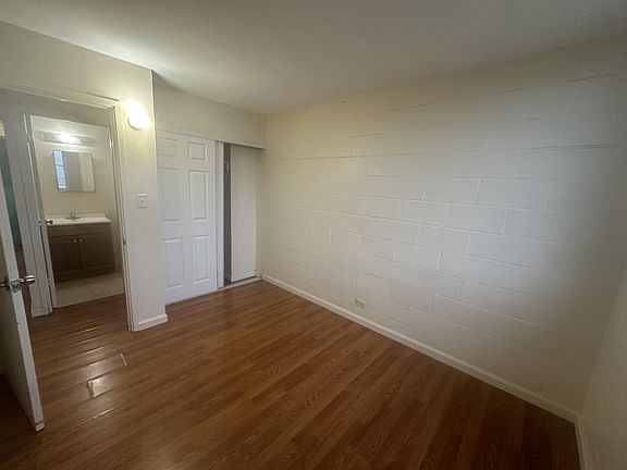 4th image of 94-494 Farrington Hwy APT 402