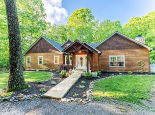 2403 Crest Rd, Monterey, TN 38574