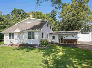 5745 State Highway 22 W, Gillett, WI 54124