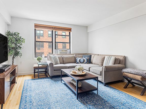 3rd image of 60 9th St #433