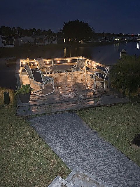 1st image of 591 Waveside Dr