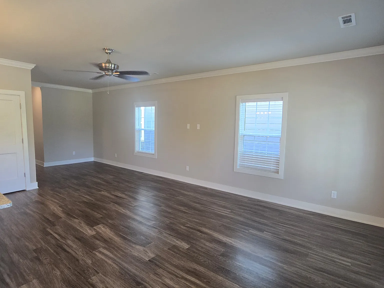 3 bed, 1670 sqft, $2,600 — Photo 4