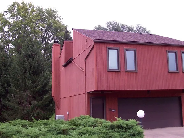 32665 Willowbrook Ln, North Ridgeville, OH 44039
