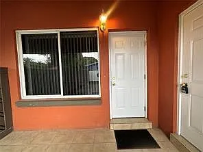 2 bed, 2.0 bath, 1050 sqft, $2,600 — Photo 4