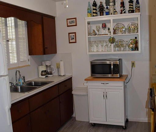 4th image of 22 Comares Ave Unit 8B