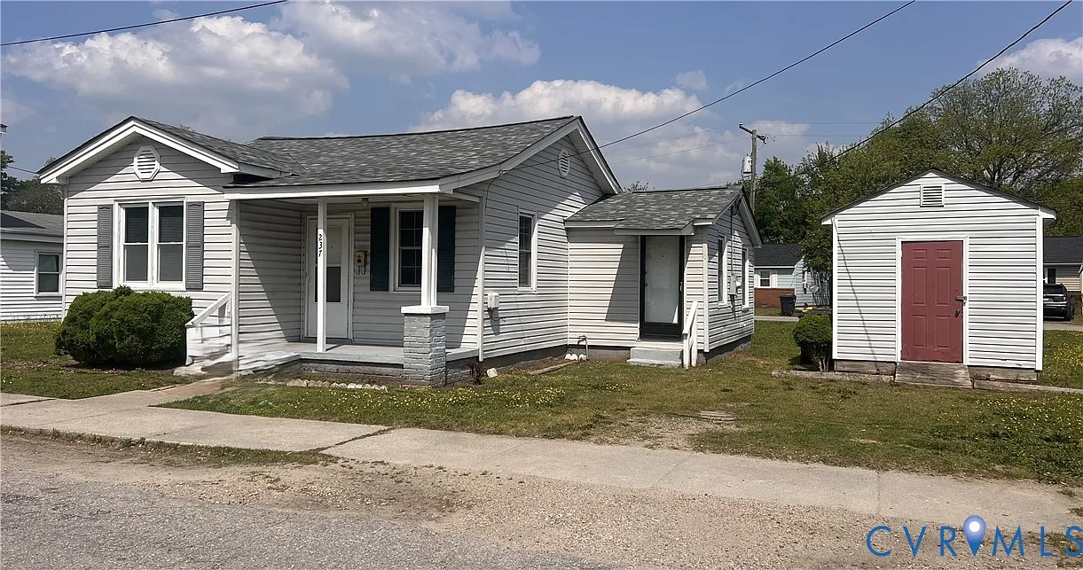 2 bed, 1.5 bath, $1,250 — Photo 1