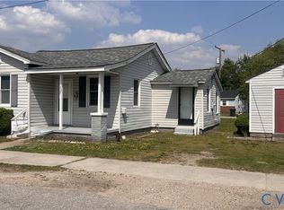 237 S 12th Ave, Hopewell, VA 23860