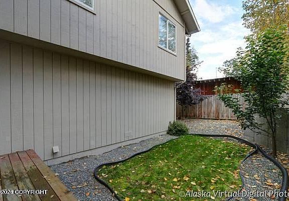 3rd image of 1112 Oren Ave #21