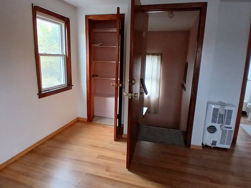 Pantry and hallway to exit