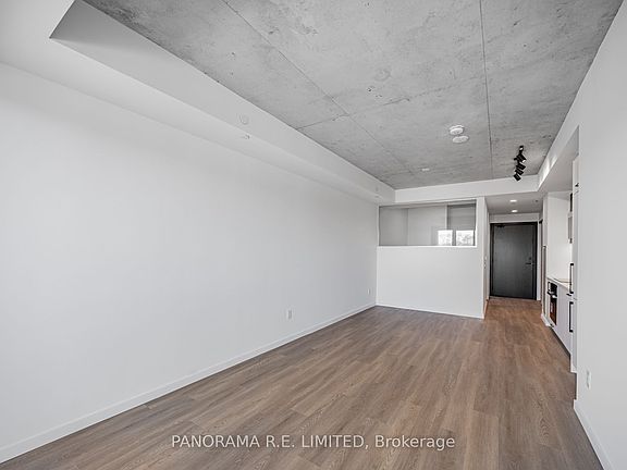 5th image of 689 The Queensway #415