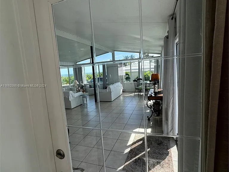 72 Ocean Dr — Photo 19