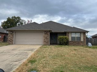 1770 Angeline Dr, Conway, AR 72032