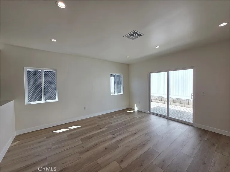 17103 Kingsbury — Photo 6