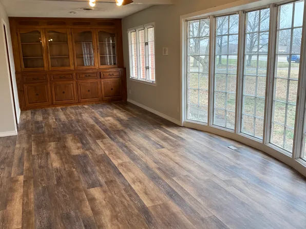 1005 Lexington Rd, Sapulpa, OK 74066