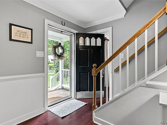 3rd image of 8101 Elmart Ct