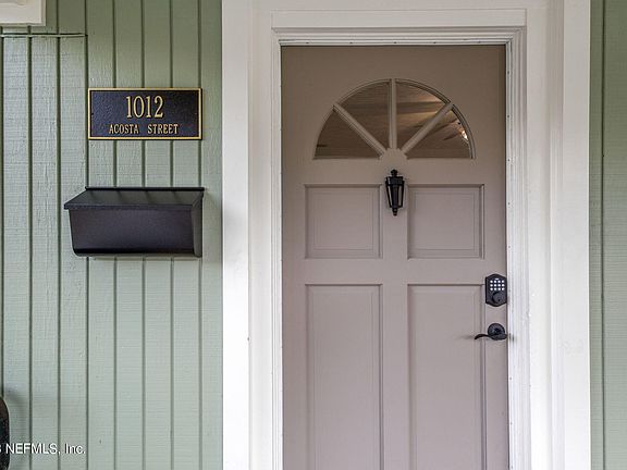 4th image of 1012 ACOSTA Street