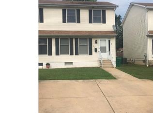 212 Locust Ave, Wilmington, DE 19805